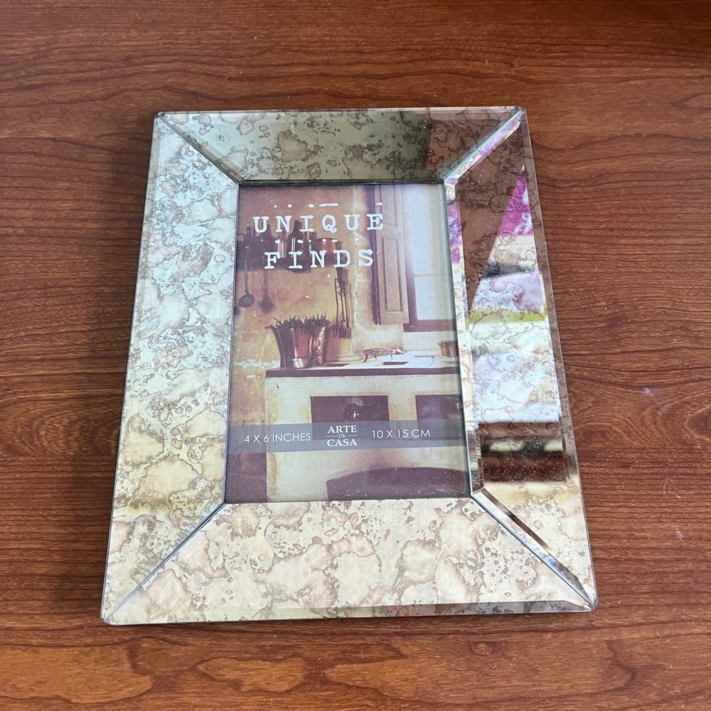 Unique Finds Picture Frame